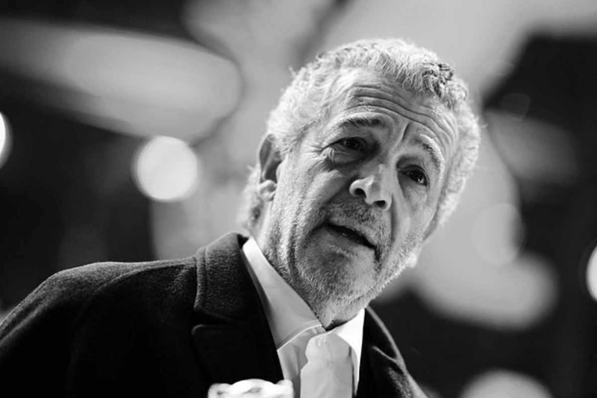 Oskar mükafatına namizəd rejissor evində ölü tapılıb