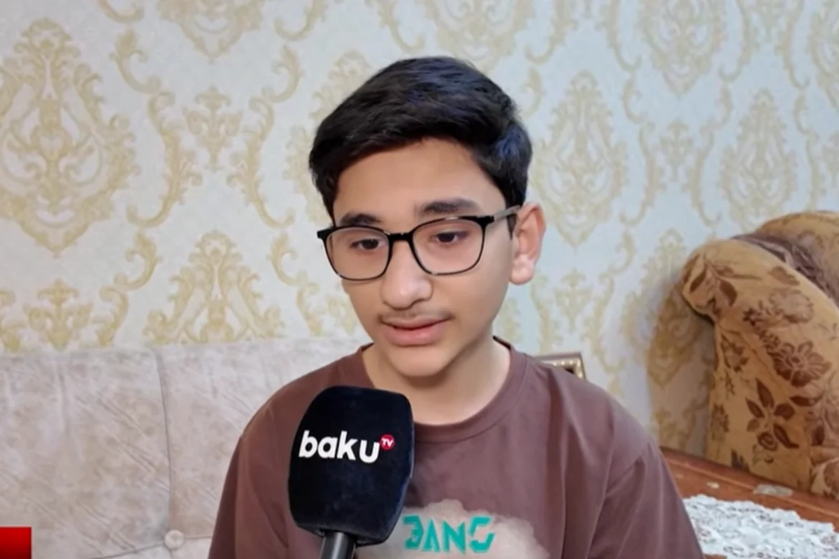 Azərbaycanlı məktəbli WhatsAppa alternativ tətbiq yaradıb