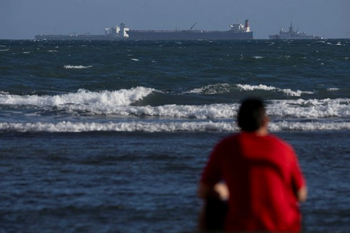 ABŞ ilk dəfə Venesuelaya ələ keçirilmiş tankerini geri qaytardı