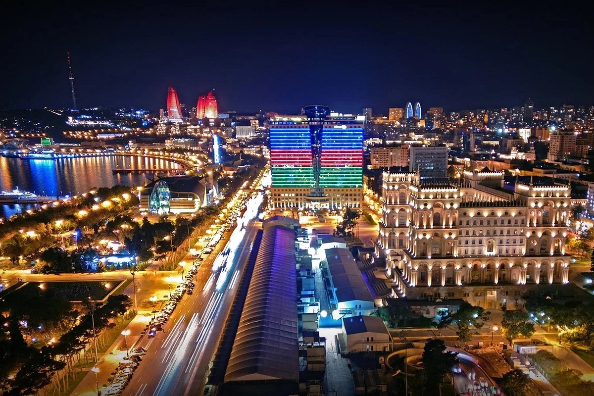 Bakı Bulvarında YENİLİKLƏR OLACAQ