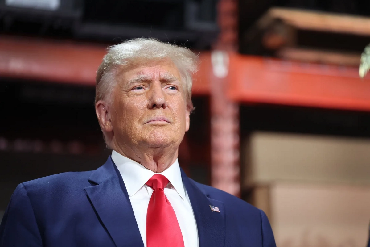 Trump announced that he plans to visit China Trump announced that he plans to visit China