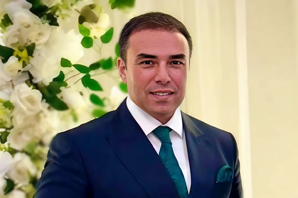 Заслуженный артист Азербайджана намерен обратиться в полицию из-за своей семьи Заслуженный артист Азербайджана намерен обратиться в полицию из-за своей семьи