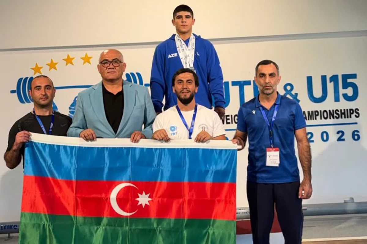 Azərbaycan ağırlıqqaldıranı Fəxrəddin Allahverdiyev Avropa birinciliyində 3 gümüş medal qazanıb