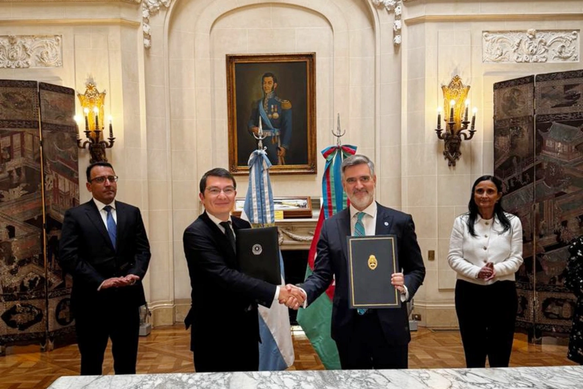 Azərbaycanla Argentina arasında iqtisadi əməkdaşlığa dair protokol imzalanıb Azərbaycanla Argentina arasında iqtisadi əməkdaşlığa dair protokol imzalanıb