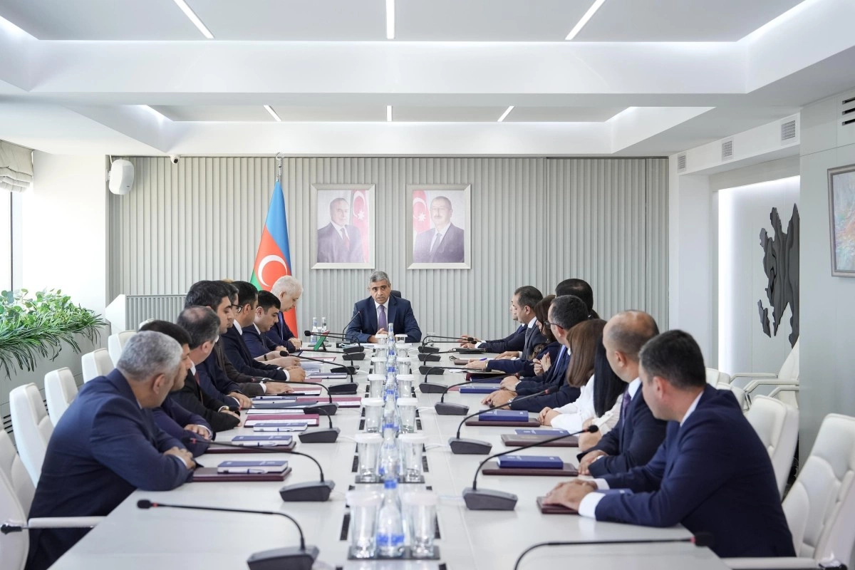 ƏƏSMN-in təltif edilmiş əməkdaşlarına vəsiqələr və medallar təqdim olunub