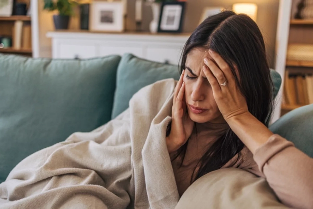 Yaz aylarında baş ağrıları niyə artır? - Səbəblər və tövsiyələr