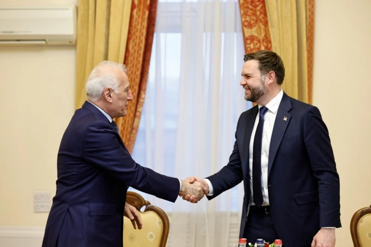 Ermənistan Prezidenti İrəvanda Cey Di Vensi qəbul edib