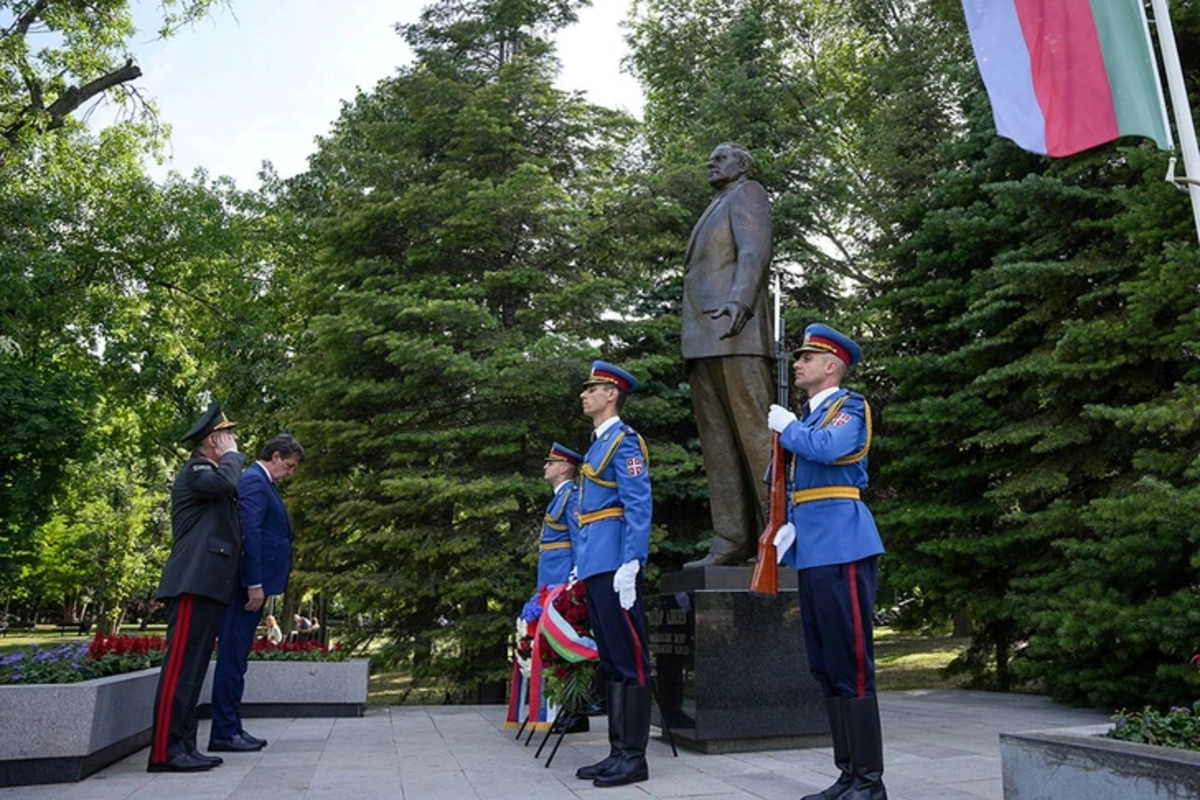 Zakir Hasanov arrived on an official visit to Serbia