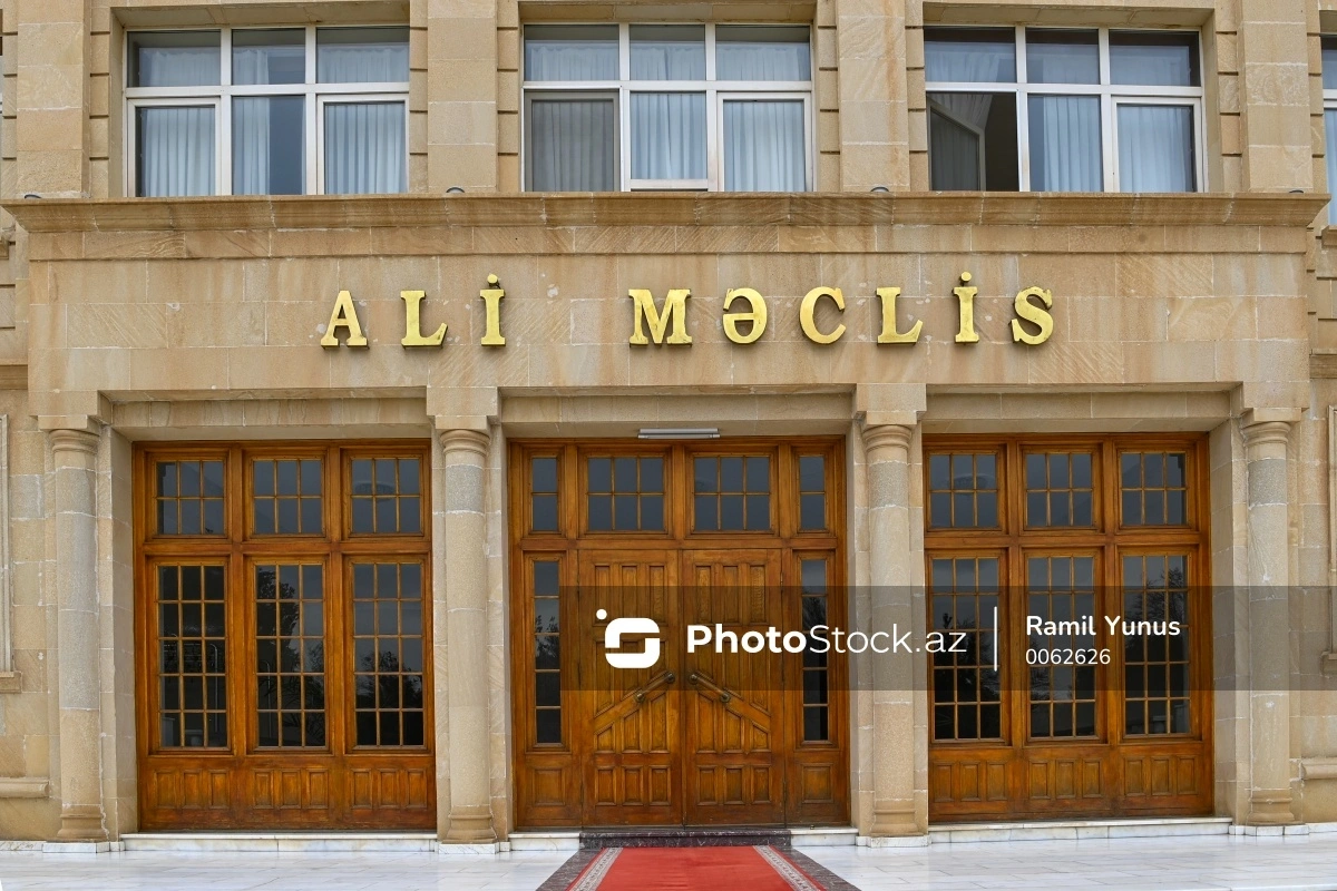 В Нахчыване ужесточаются правила: полномочия депутата, пропустившего пять заседаний, будут прекращены