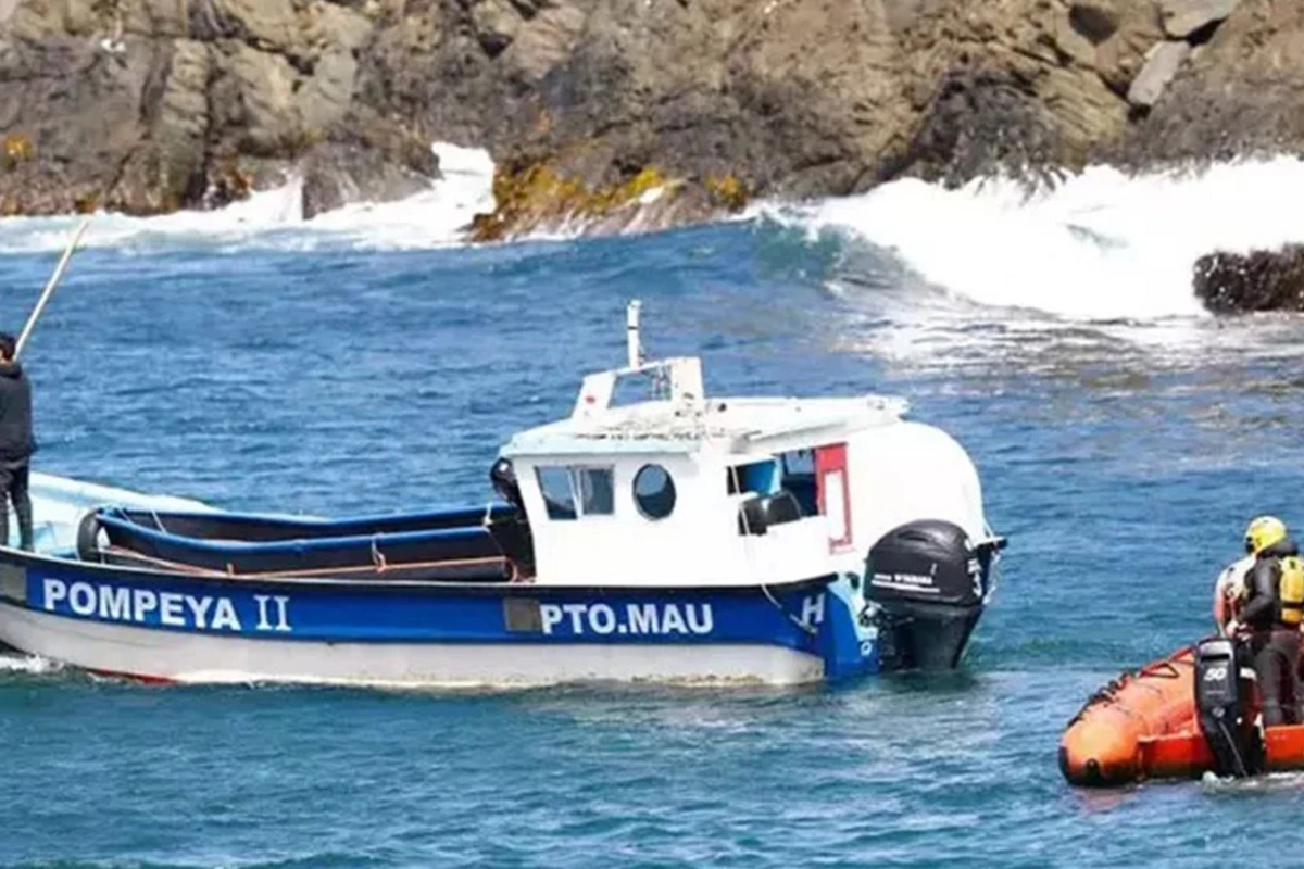 İndoneziyada turist qayığı batdı: 7 ölü, 34 yaralı