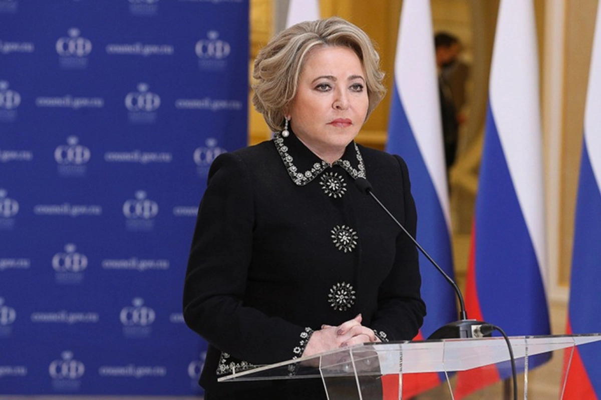 Valentina Matviyenko Mehriban Əliyevanı doğum günü münasibətilə təbrik edib Valentina Matviyenko Mehriban Əliyevanı doğum günü münasibətilə təbrik edib