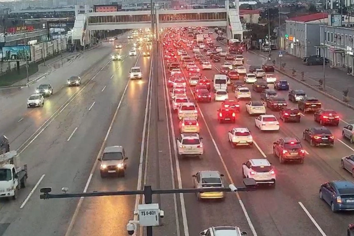 Paytaxtın hansı küçələrində sıxlıq var?