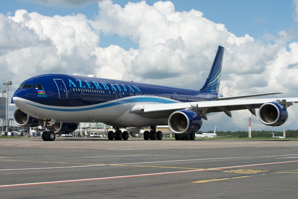 AZAL-ın vitse-prezidenti: Təyyarə Qroznı hava limanına yaxınlaşan zaman, havada qeyri-qanuni fiziki müdaxilə baş verib