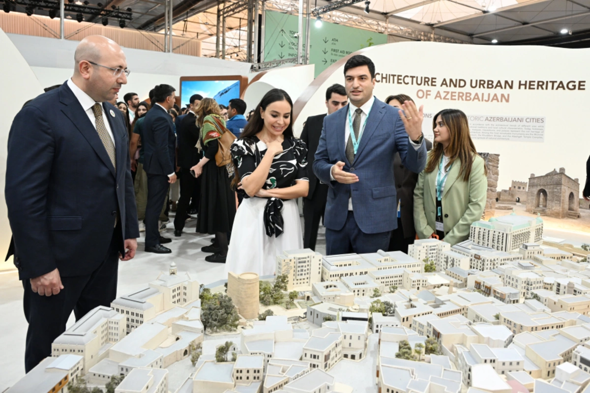 Leyla və Arzu Əliyevalar Urban Expo sərgisi ilə tanış olublar