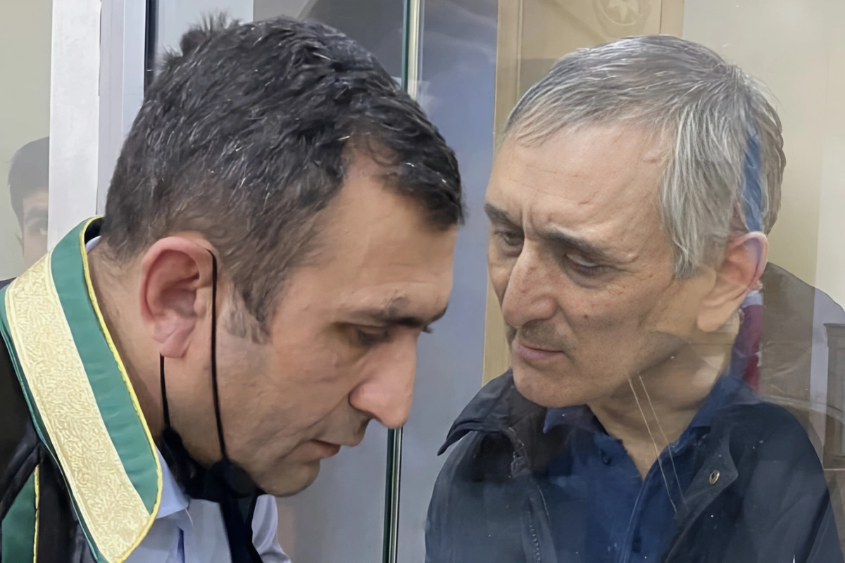 Tanınmış vəkillərin fəaliyyətləri dayandırıldı - Biri İlkin Süleymanovun müdafiəçisidir Tanınmış vəkillərin fəaliyyətləri dayandırıldı - Biri İlkin Süleymanovun müdafiəçisidir