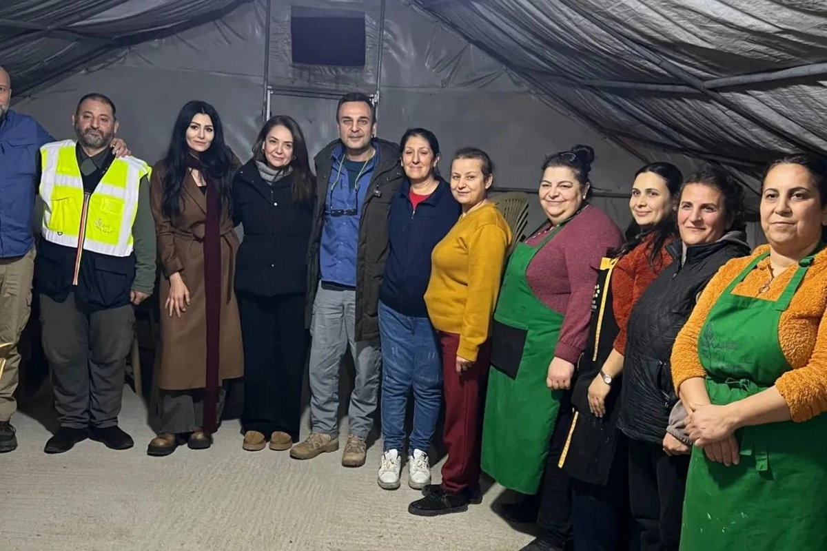 Türkiyəli məşhurlar Hataya yollandı - Anım tədbirlərində iştirak edirlər