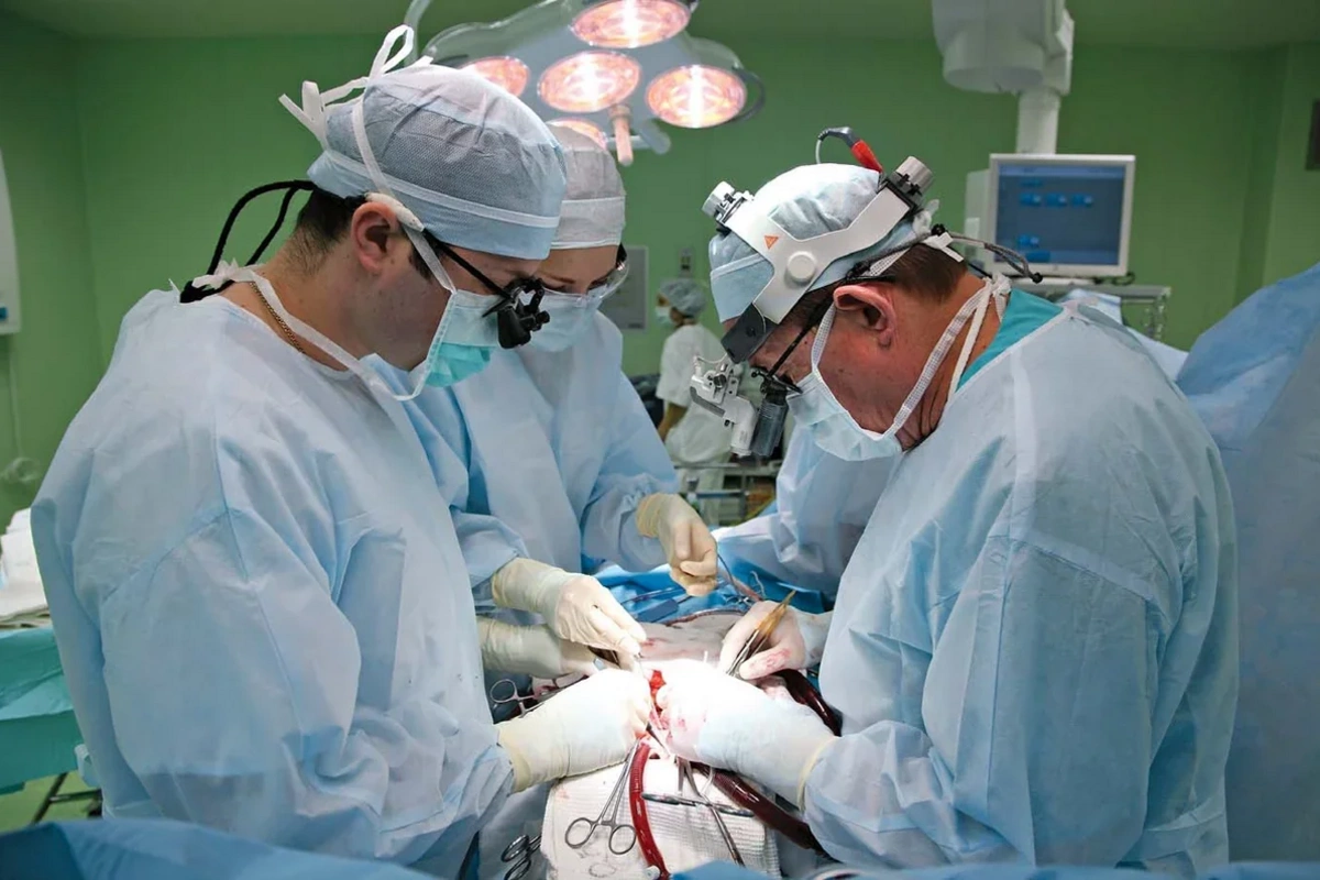 Azərbaycanda bu il 1 meyitdən ürək transplantasiyası həyata keçirilib