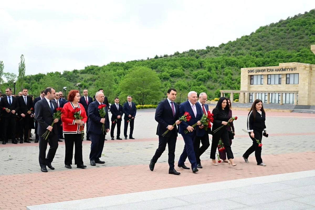 Şəkidə Ümummilli Lider Heydər Əliyev və Azərbaycanın mədəniyyət dəyərləri mövzusunda tədbir keçirilib