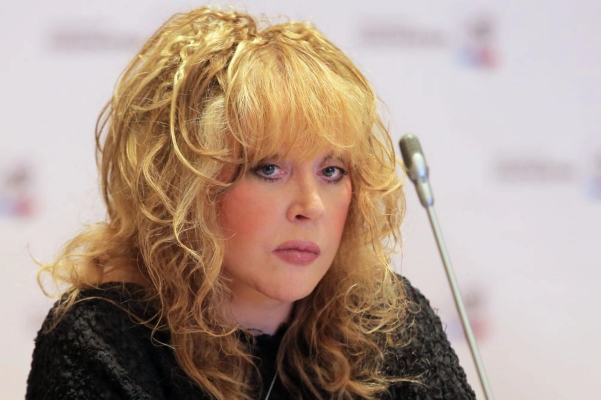 People are discussing a new photo of Alla Pugacheva without filters