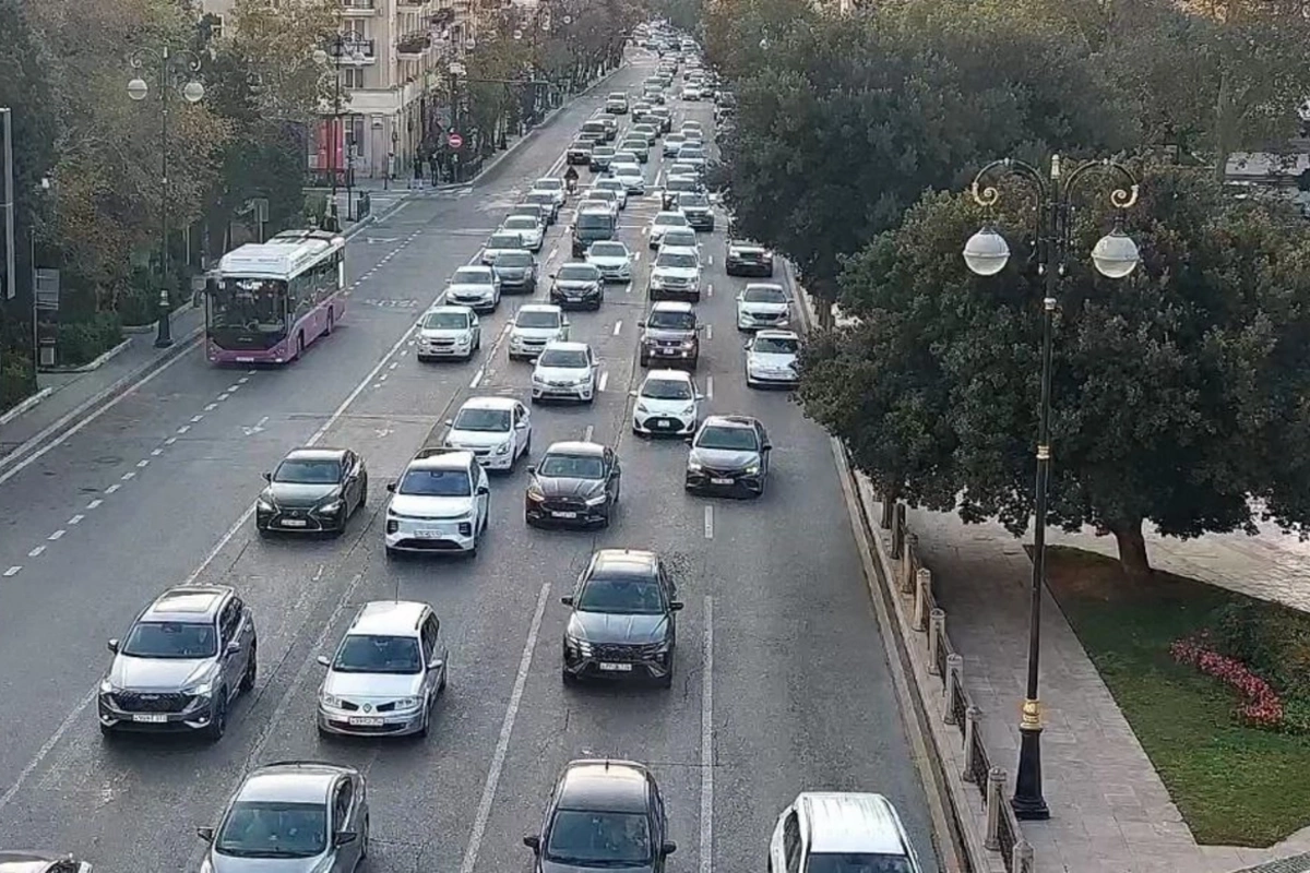 Paytaxtda sıxlıq olan küçələrin SİYAHISI