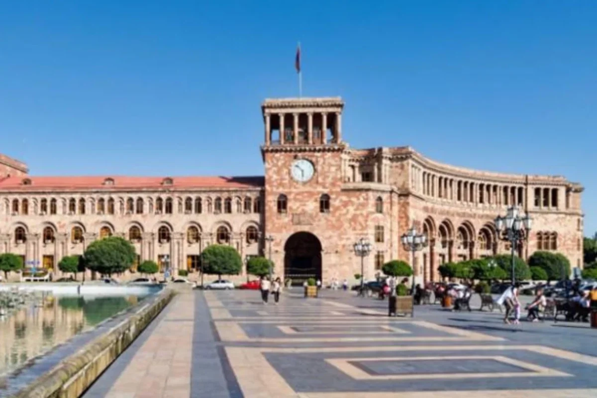 Ermənistanda revanşizm meyilləri və regionda artan siyasi gərginlik MÜZAKİRƏ EDİLDİ