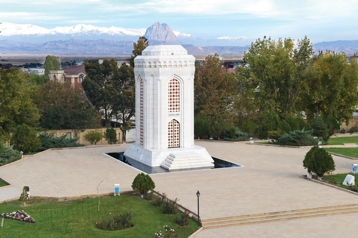 Hüseyn Cavid Məqbərəsində bərpa işləri görüləcək