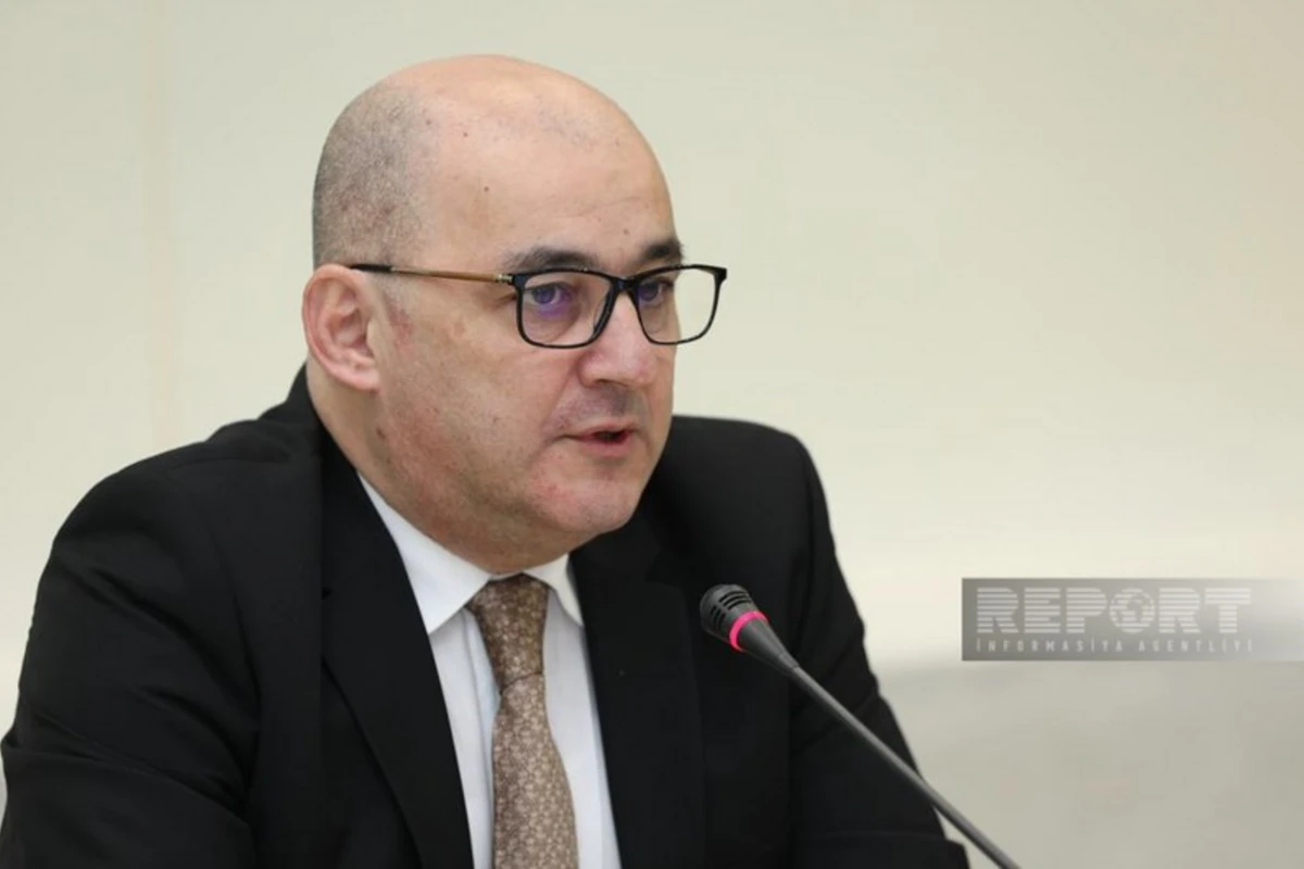 Dövlət Gömrük Komitəsinin sədri seçici hüququndan istifadə edib
