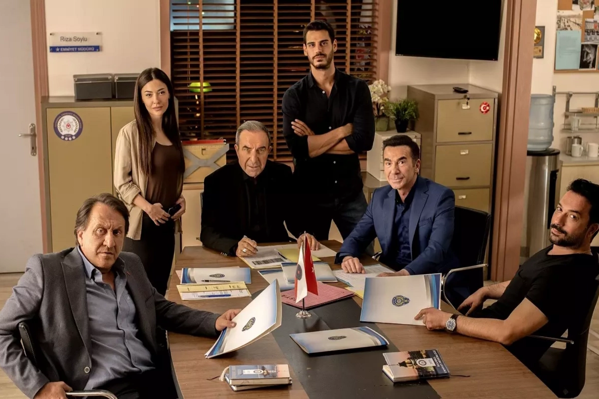 Arka Sokaklarda gözlənilməz hadisə - 11 ildən sonra qayıtdı Arka Sokaklarda gözlənilməz hadisə - 11 ildən sonra qayıtdı