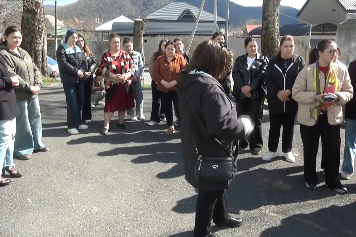 В Гахе преобразование школы в лицей вызвало недовольство родителей