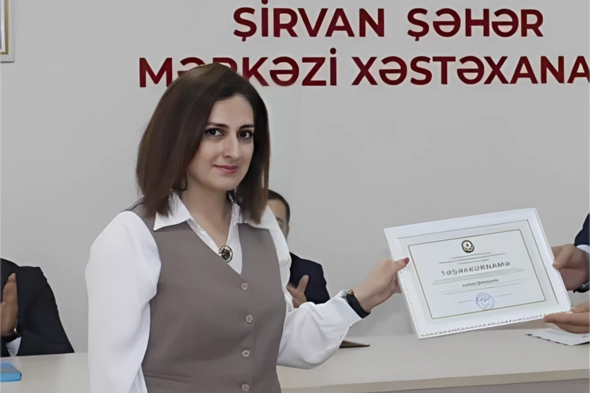 Keçmiş əri tərəfindən bıçaqlanan TƏBİB əməkdaşı evə buraxılıb Keçmiş əri tərəfindən bıçaqlanan TƏBİB əməkdaşı evə buraxılıb