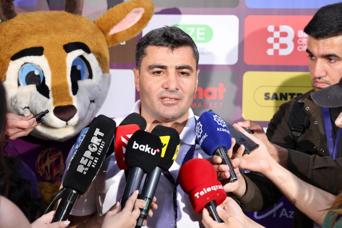 Azərbaycan millisinin baş məşqçisi: Azarkeşlərin dəstəyi sayəsində qələbə qazandıq