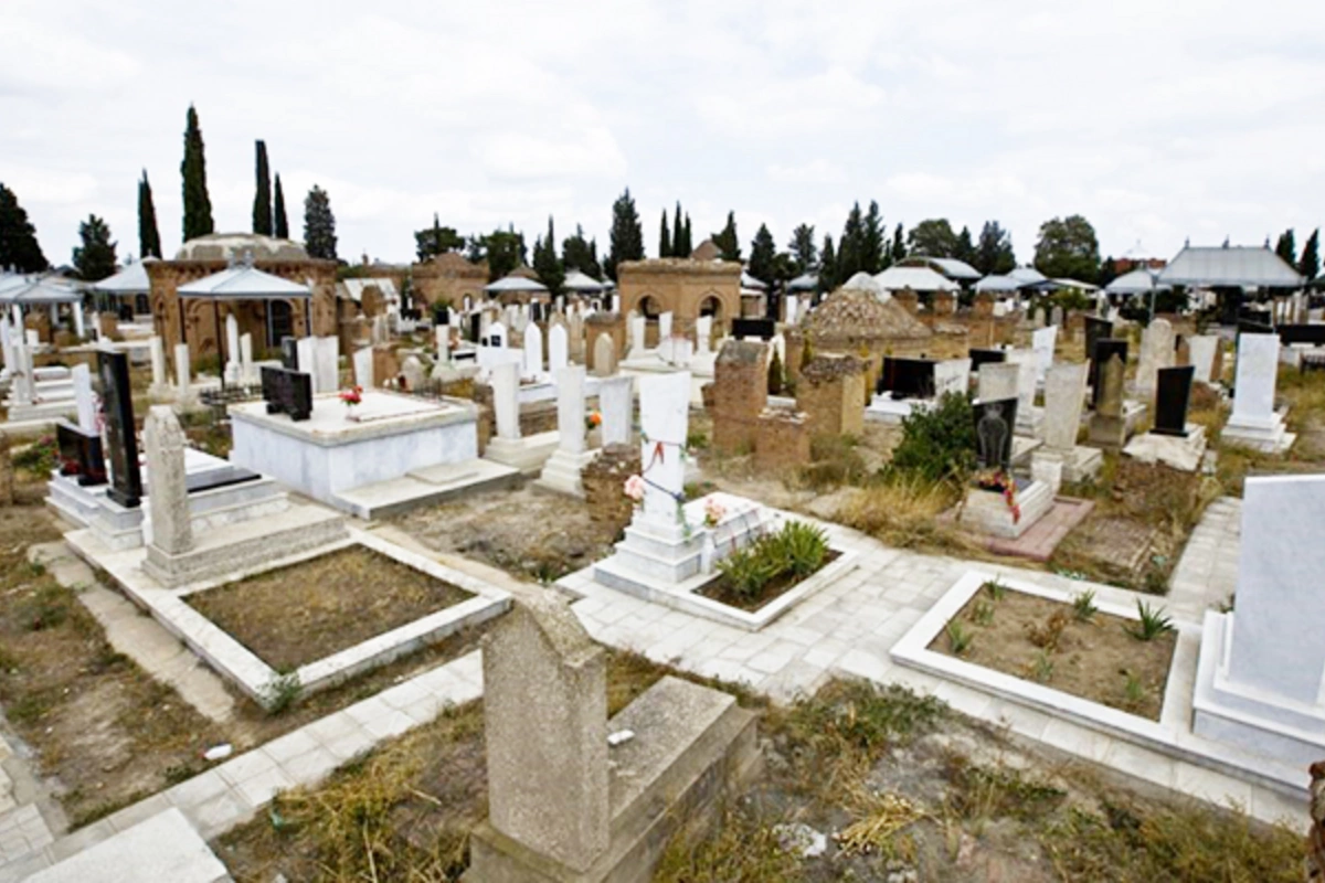 Qəbir yerlərinin qiyməti nə qədər olmalıdır?