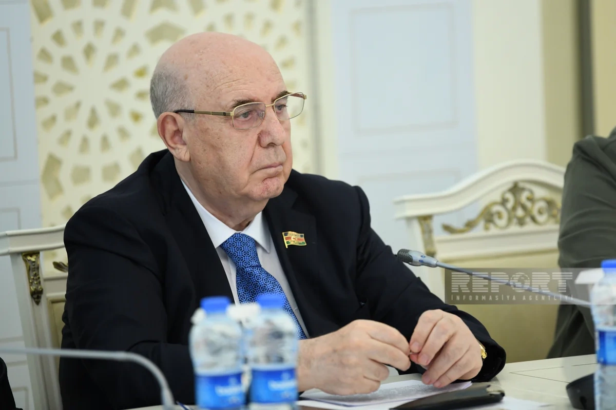 Əhliman Əmiraslanov: Rezidentura keçməmiş həkimlərin regionlara göndərilməsi planlaşdırılır