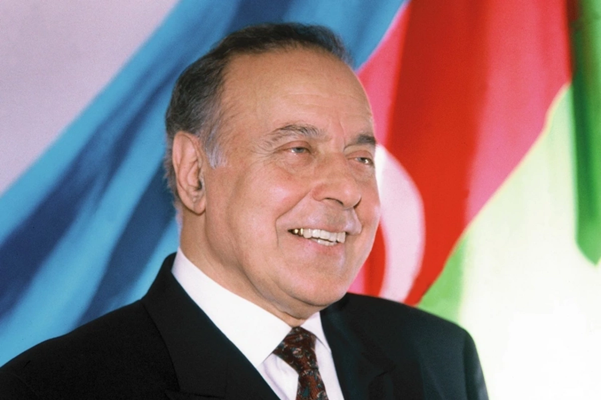 Heydər Əliyevin ən mühüm tarixi addımlarından biri enerji strategiyasının formalaşdırılması olub - RƏY