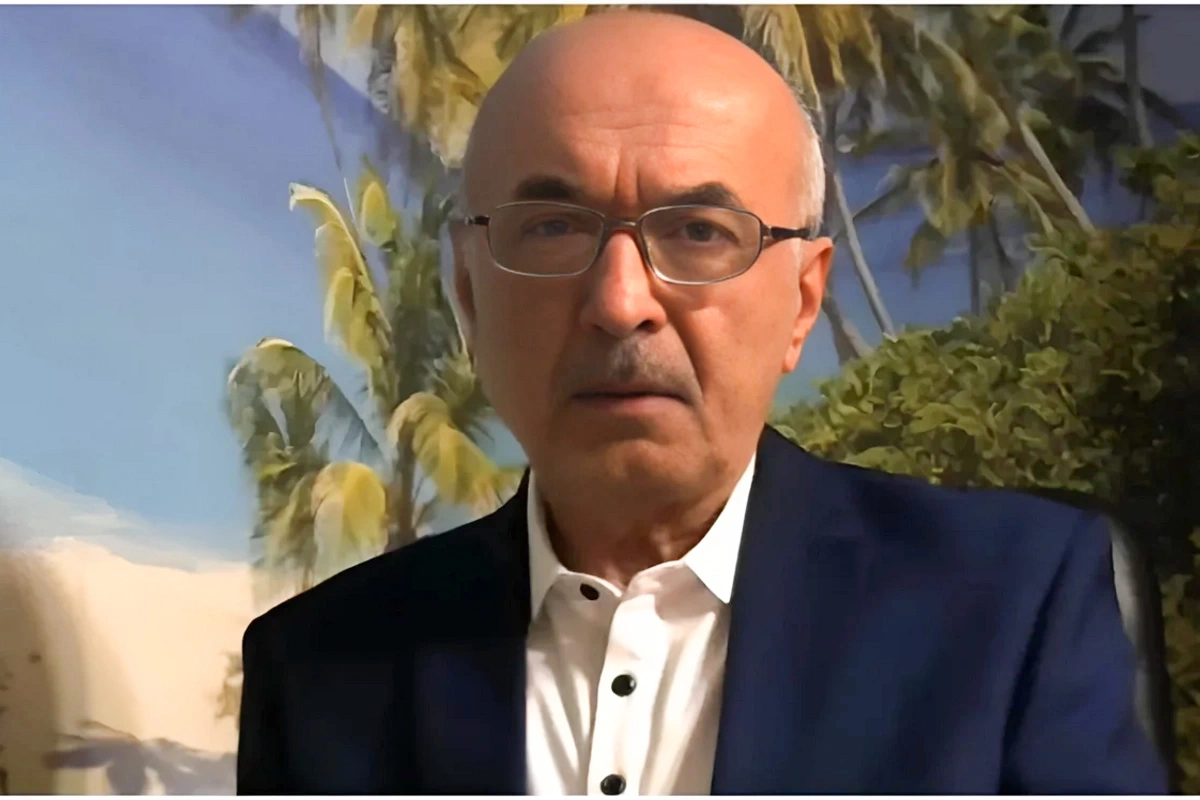 Dövlətə xəyanətdə təqsirləndirilən Zahirəddin İbrahimovun məhkəməsi başlayıb