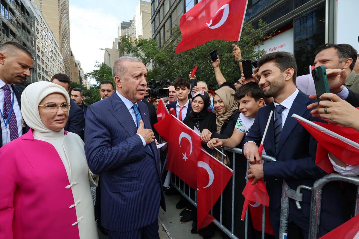 Ərdoğan Nyu-Yorkda Trampla görüşdə müzakirə olunacaq məsələləri açıqladı Ərdoğan Nyu-Yorkda Trampla görüşdə müzakirə olunacaq məsələləri açıqladı