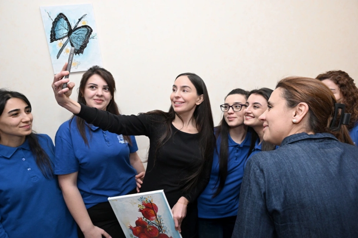 Leyla Əliyeva Gəncə səfərindən paylaşım edib