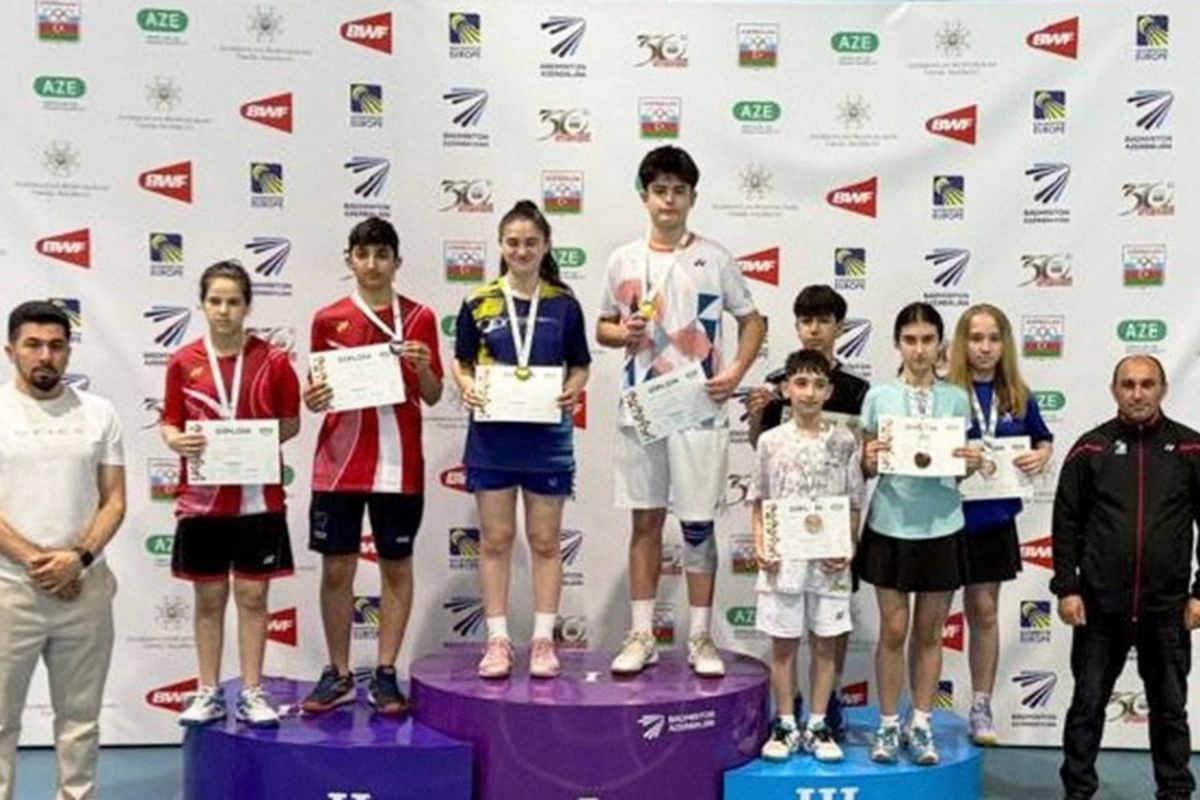 Badminton üzrə U-17 Azərbaycan birinciliyinin qalibləri müəyyənləşib