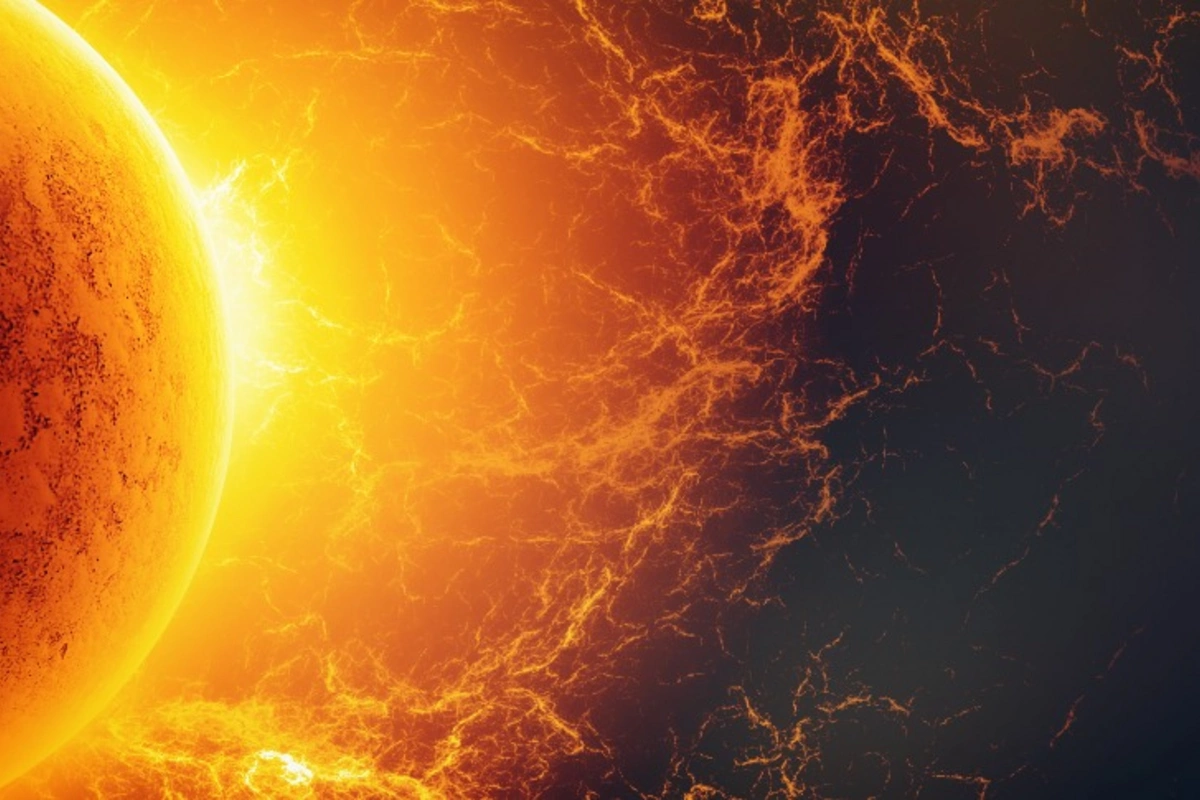 Günəşdə güclü partlayış olub