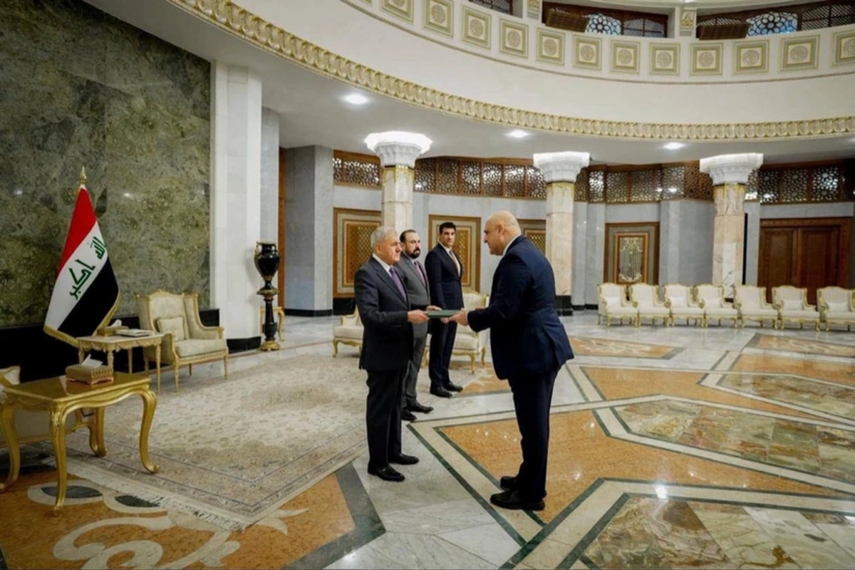 Azərbaycan səfiri etimadnaməsini İraq Prezidentinə təqdim edib