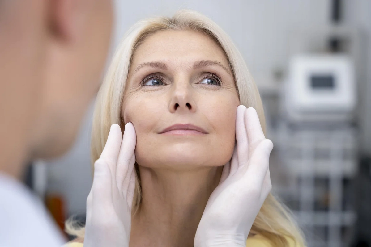 The exact age of the beginning of human aging has been identified