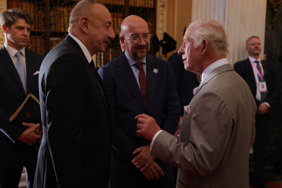 Britaniya kralı III Çarlz İlham Əliyevi təbrik etdi