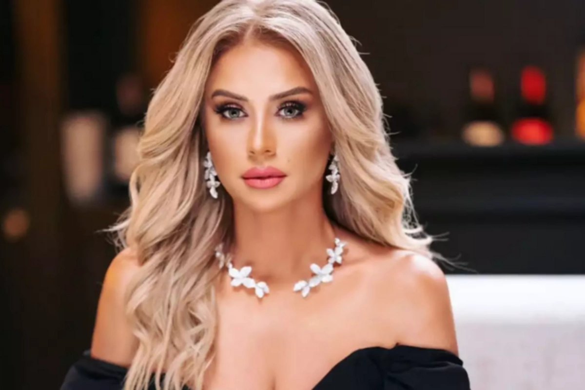 Roza Zərgərli 130 min adam qarşısındakı konsertindən görüntülər paylaşdı