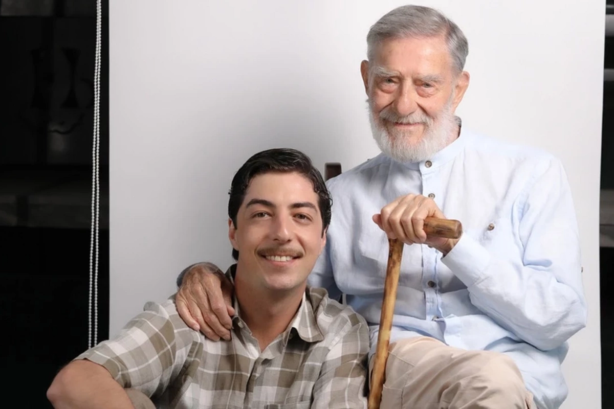 93 yaşlı aktyor nəvəsi ilə eyni filmə çəkildi