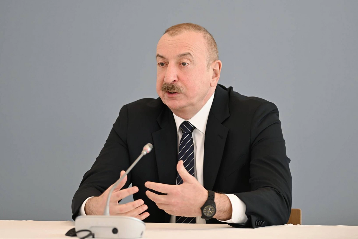 Prezident və xanımı Ağdərənin Kolatağ kəndində fərdi evlərlə bağlı görülən işlərlə tanış olublar