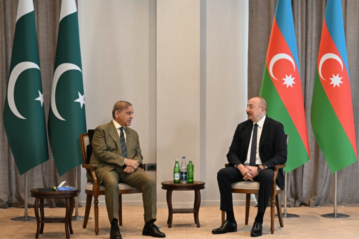 President Ilham Aliyev called Prime Minister of Pakistan Shehbaz Sharif President Ilham Aliyev called Prime Minister of Pakistan Shehbaz Sharif