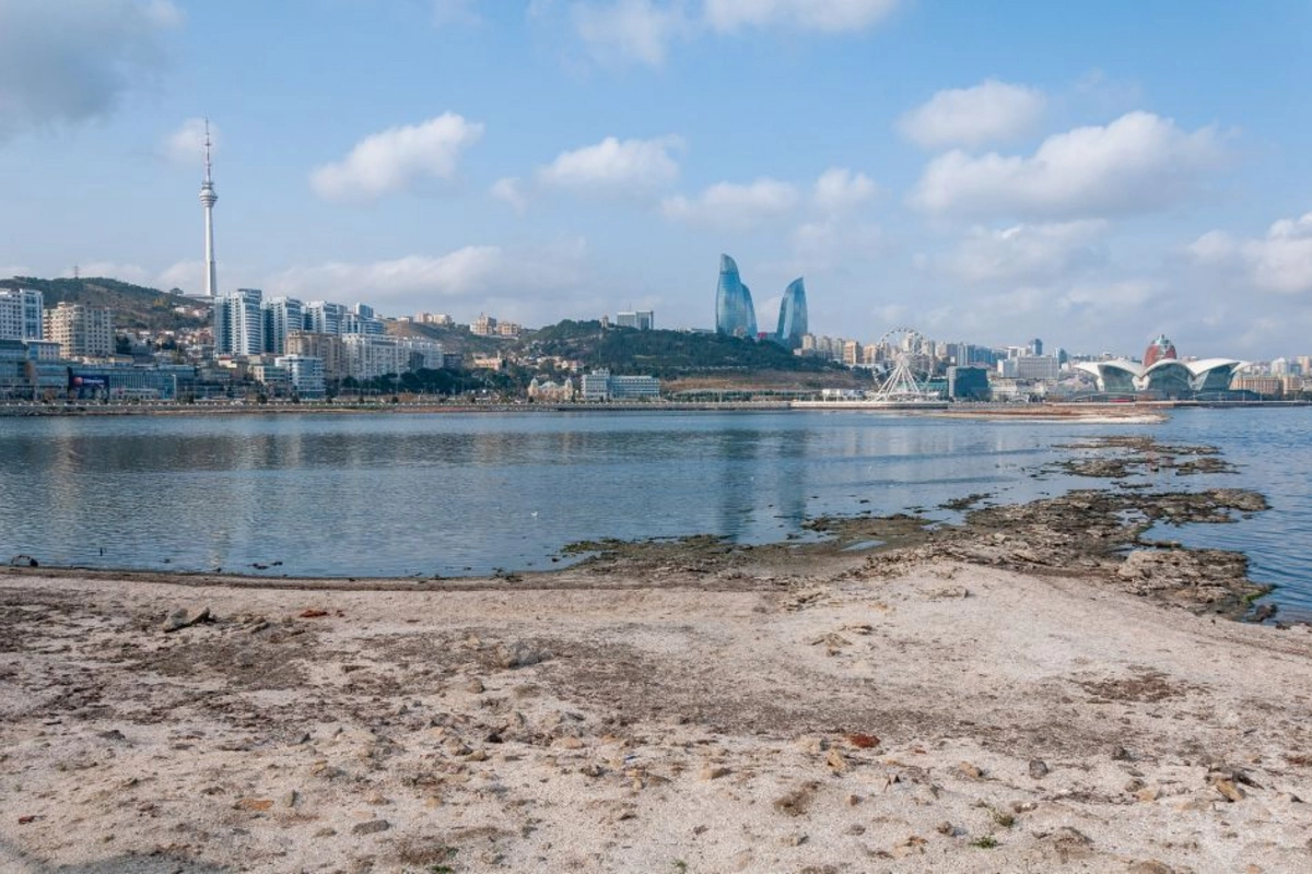 Xəzər dənizində suyun səviyyəsi ilə bağlı MÜƏMMALI RƏQƏMLƏR