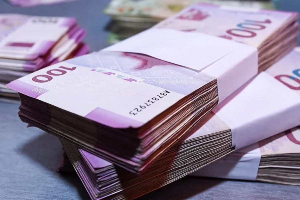 Azərbaycanda dövriyyədə olan pul kütləsinin həcmi artır - Faydası və riskləri nələrdir? Azərbaycanda dövriyyədə olan pul kütləsinin həcmi artır - Faydası və riskləri nələrdir?
