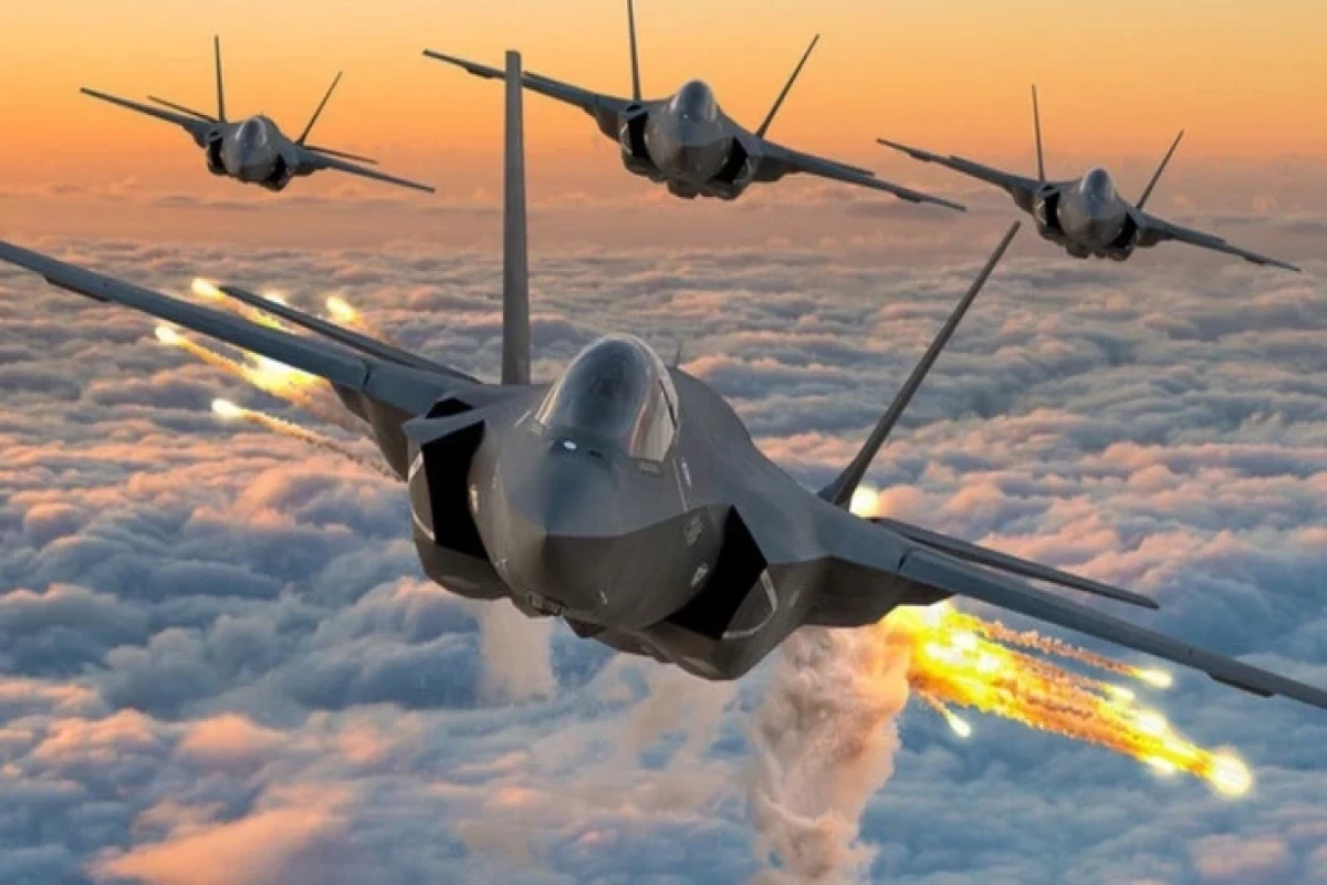 İsrail aviasiyası İranın qərbindəki 35 raket anbarına zərbələr endirdi İsrail aviasiyası İranın qərbindəki 35 raket anbarına zərbələr endirdi