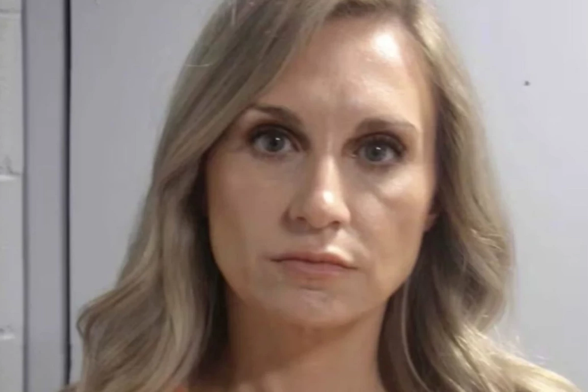 ABŞ-də sabiq bələdiyyə başçısı yeniyetməyə qarşı cinsi zorakılıqda təqsirini etiraf edib